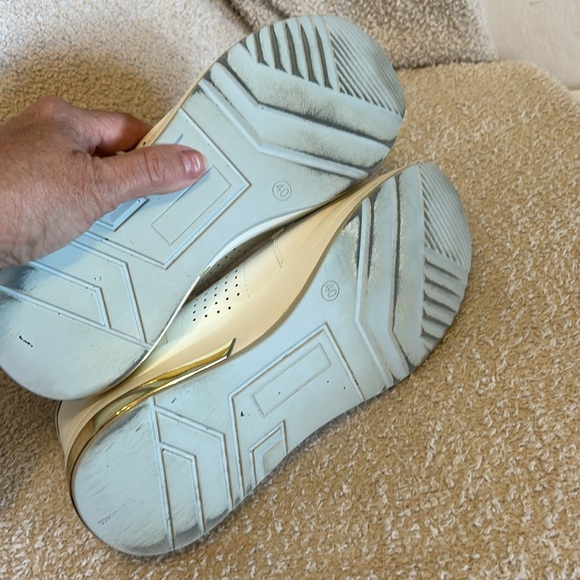 Renato Garini made in Italy size 40 US 10 white and gold  platform sneakers EUC - Picture 8 of 8